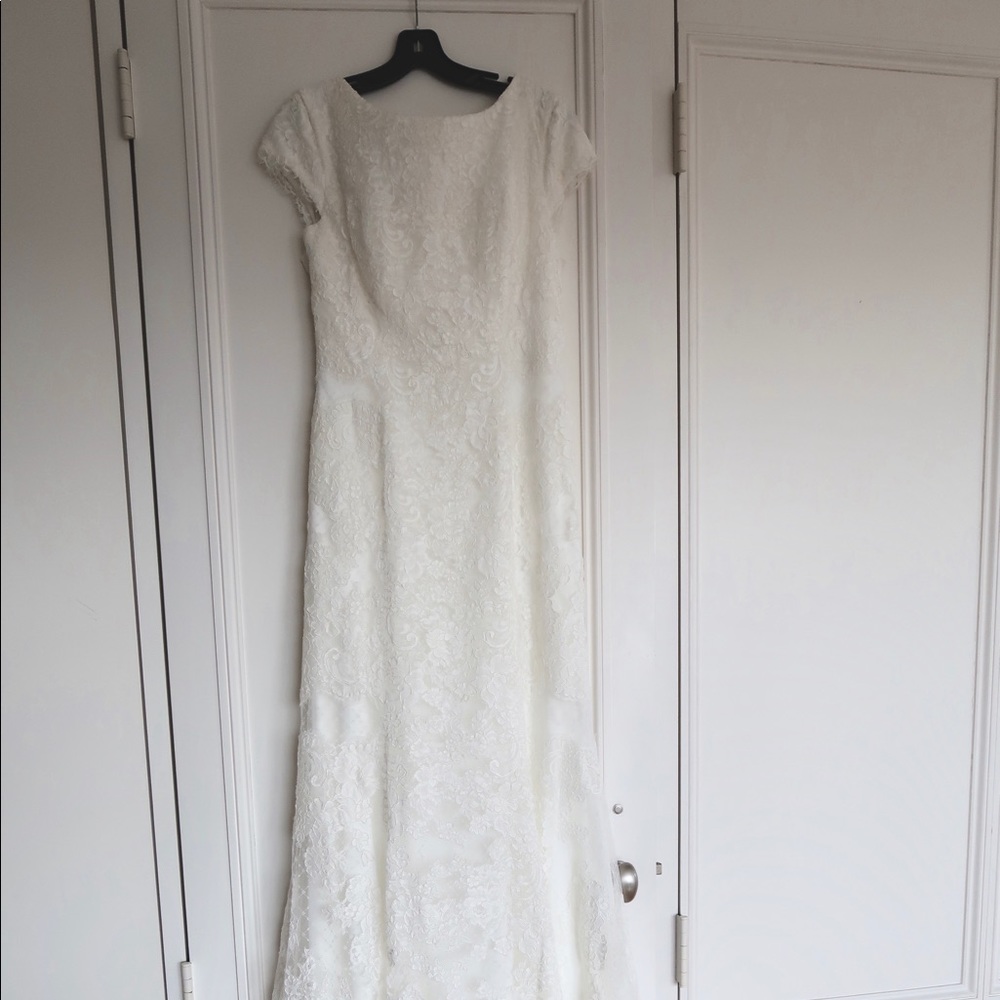 Maggie Sottero Hudson Lynette Wedding Dress - Picture 2 of 8